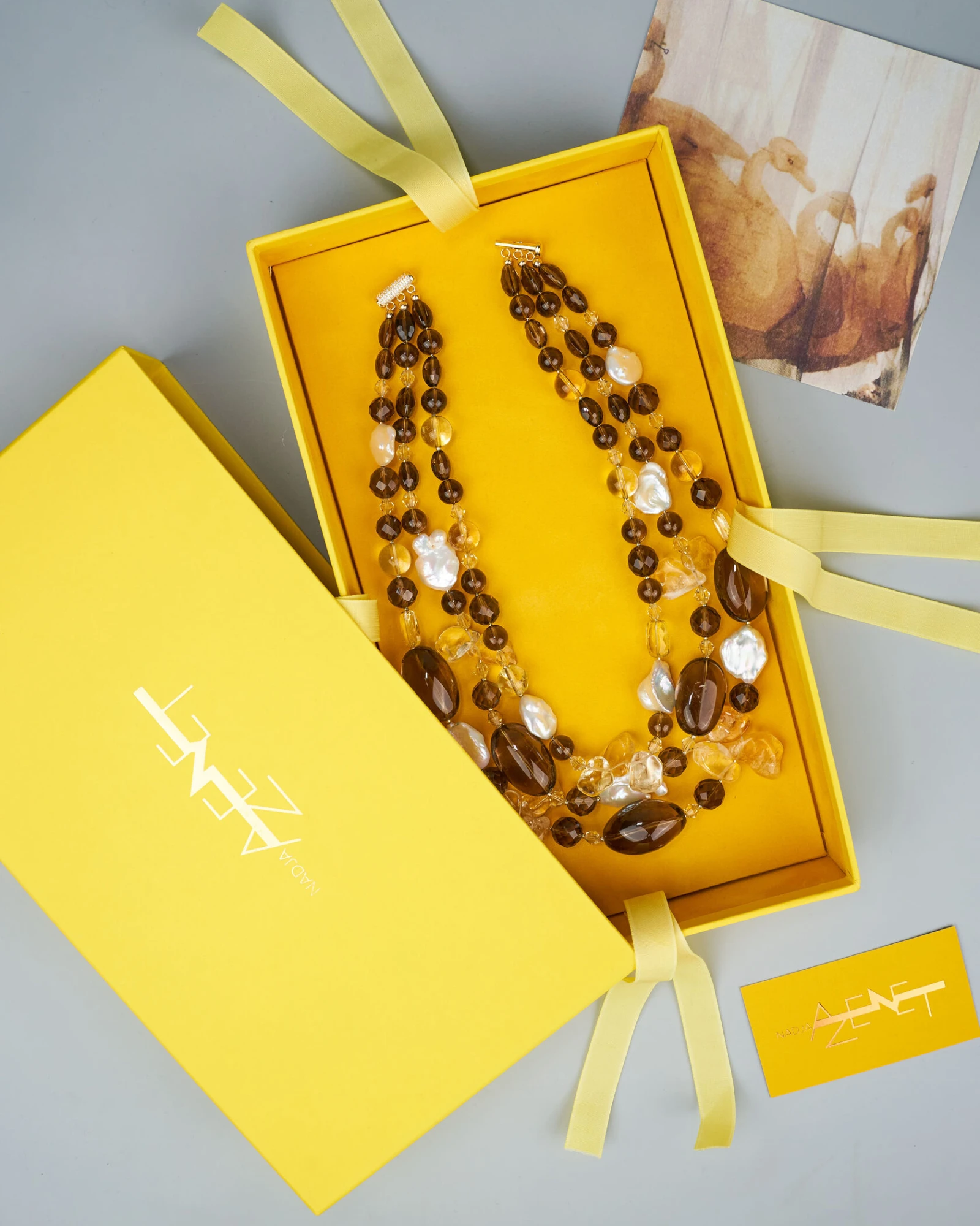 Раухтопаз (дымчатый кварц): мистический камень-амулет и его сила