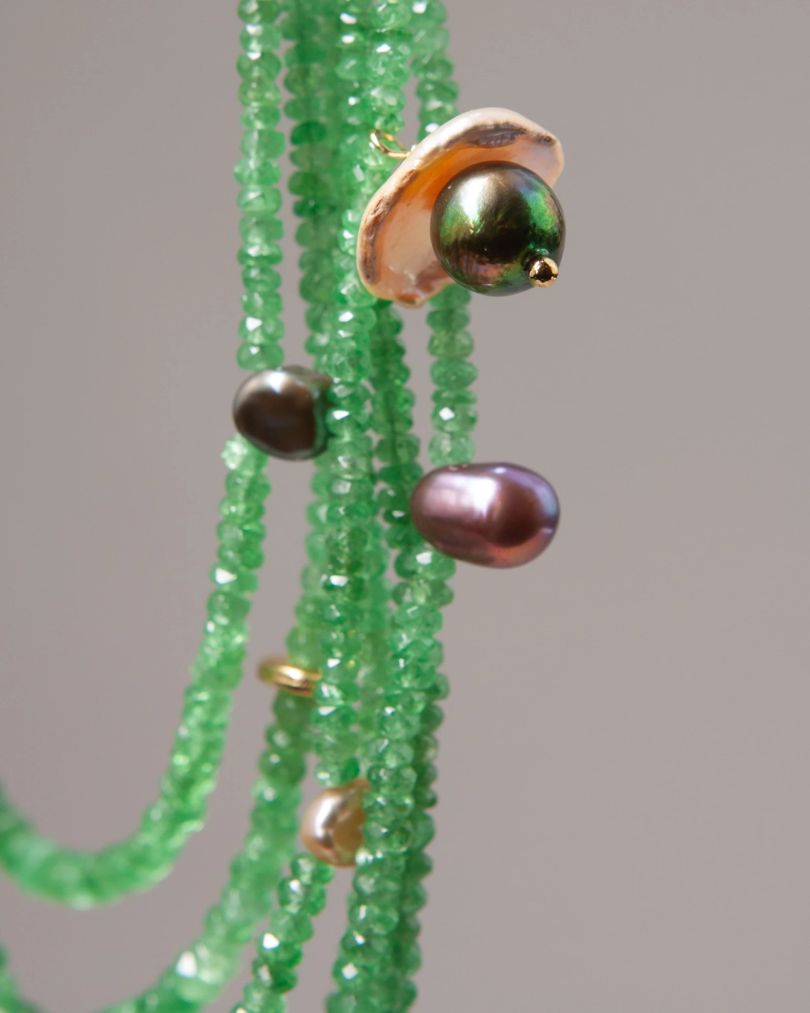 Цвет камня: главный язык ювелирных украшений