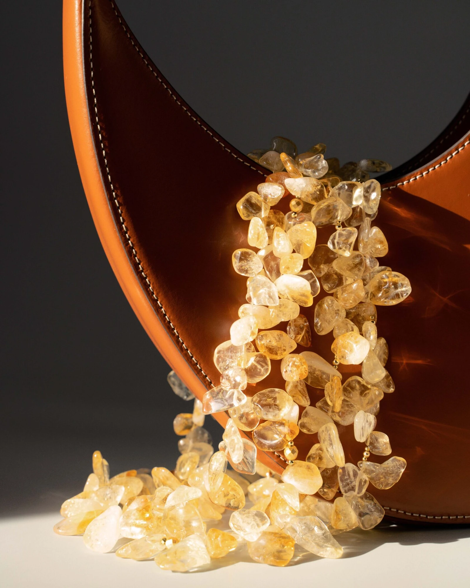 Цитрин: солнечный камень, который выбирают для украшений