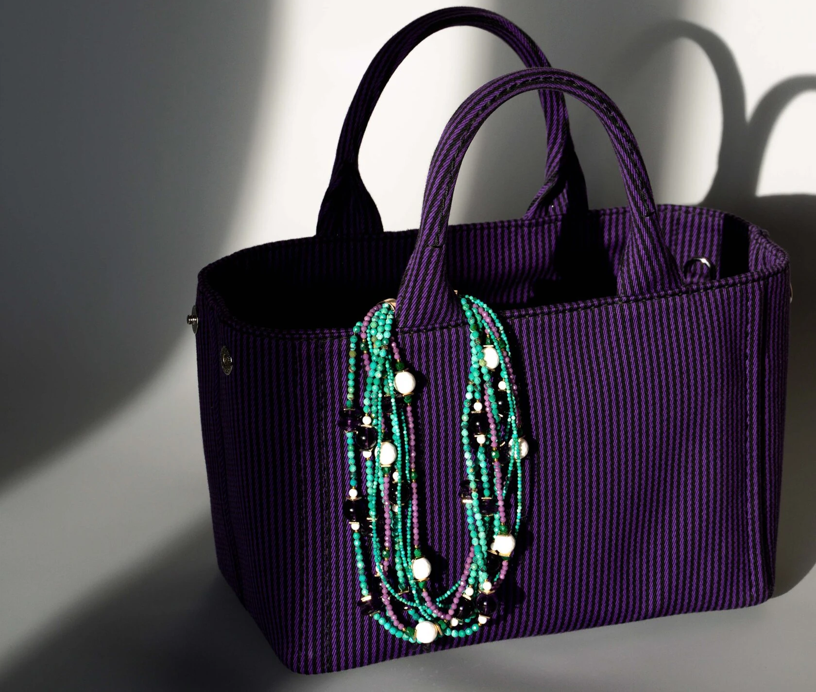 Небесный камень: бирюза — талисман счастья, защиты и истины