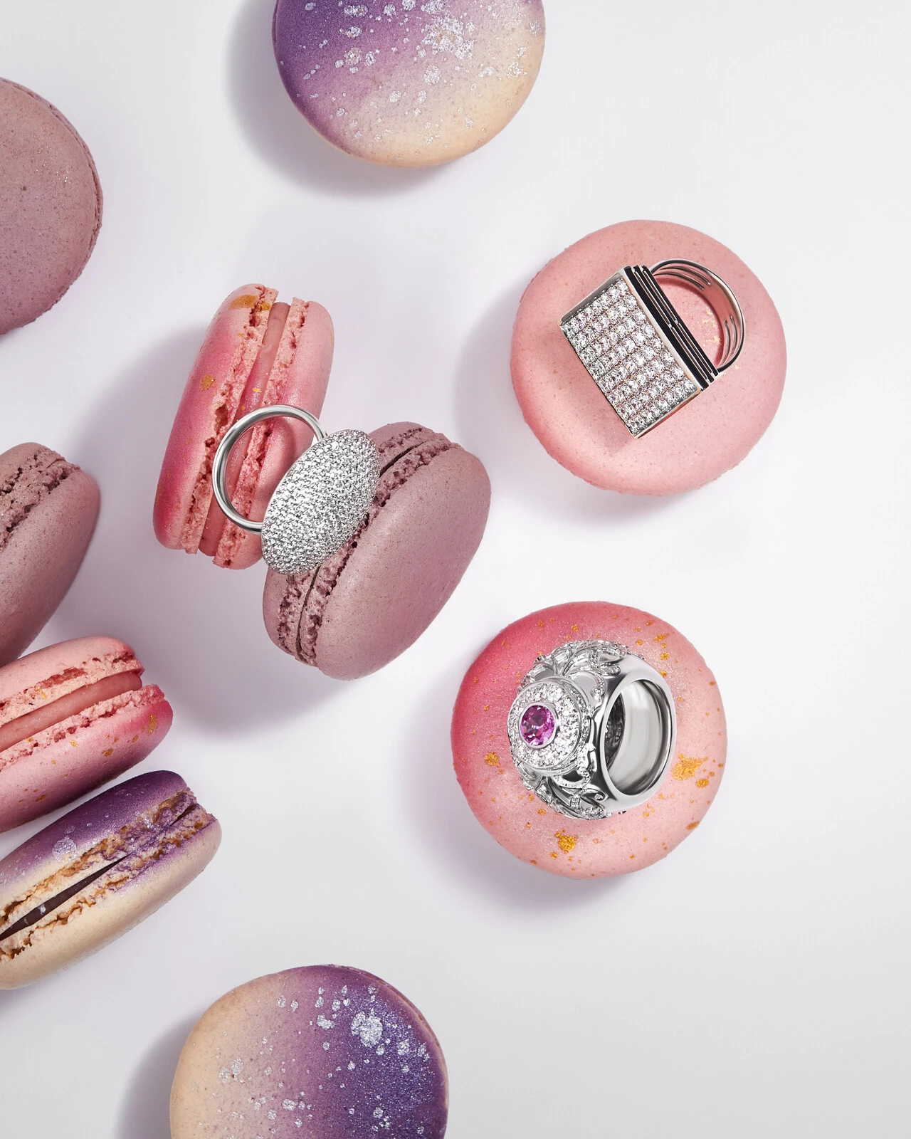 Яркий акцент: возрождение коктейльных колец