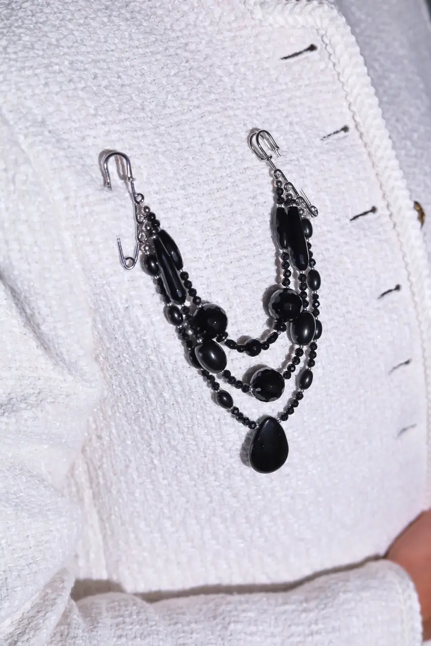 Ожеброшь черный агат и гагат черного цвета - 12 000 Ожеброшь черный агат и гагат - мастерская Надежды Бойко