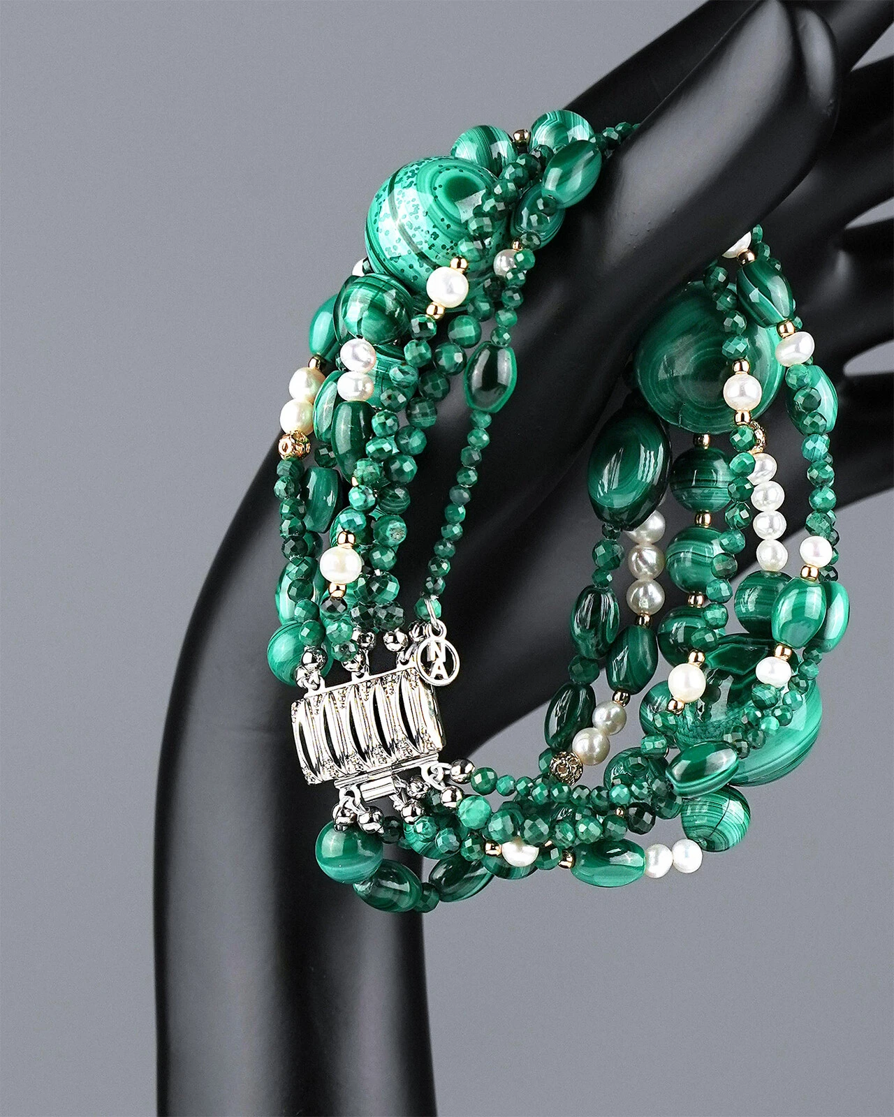 Браслет малахит, жемчуг зеленого цвета - 52 000 Браслет малахит, жемчуг - мастерская Надежды Бойко