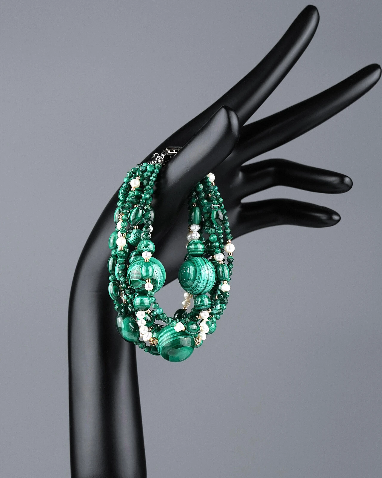 Браслет малахит, жемчуг зеленого цвета - 52 000 Браслет малахит, жемчуг - мастерская Надежды Бойко