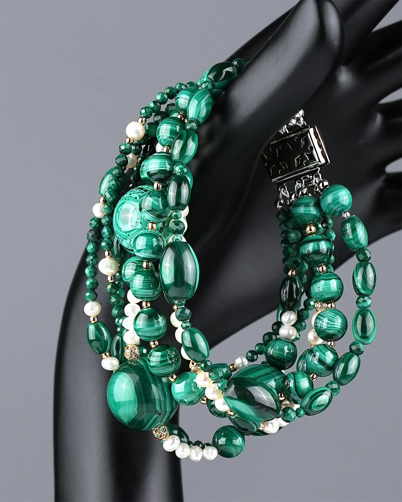 Браслет малахит, жемчуг зеленого цвета - 52 000 Браслет малахит, жемчуг - мастерская Надежды Бойко