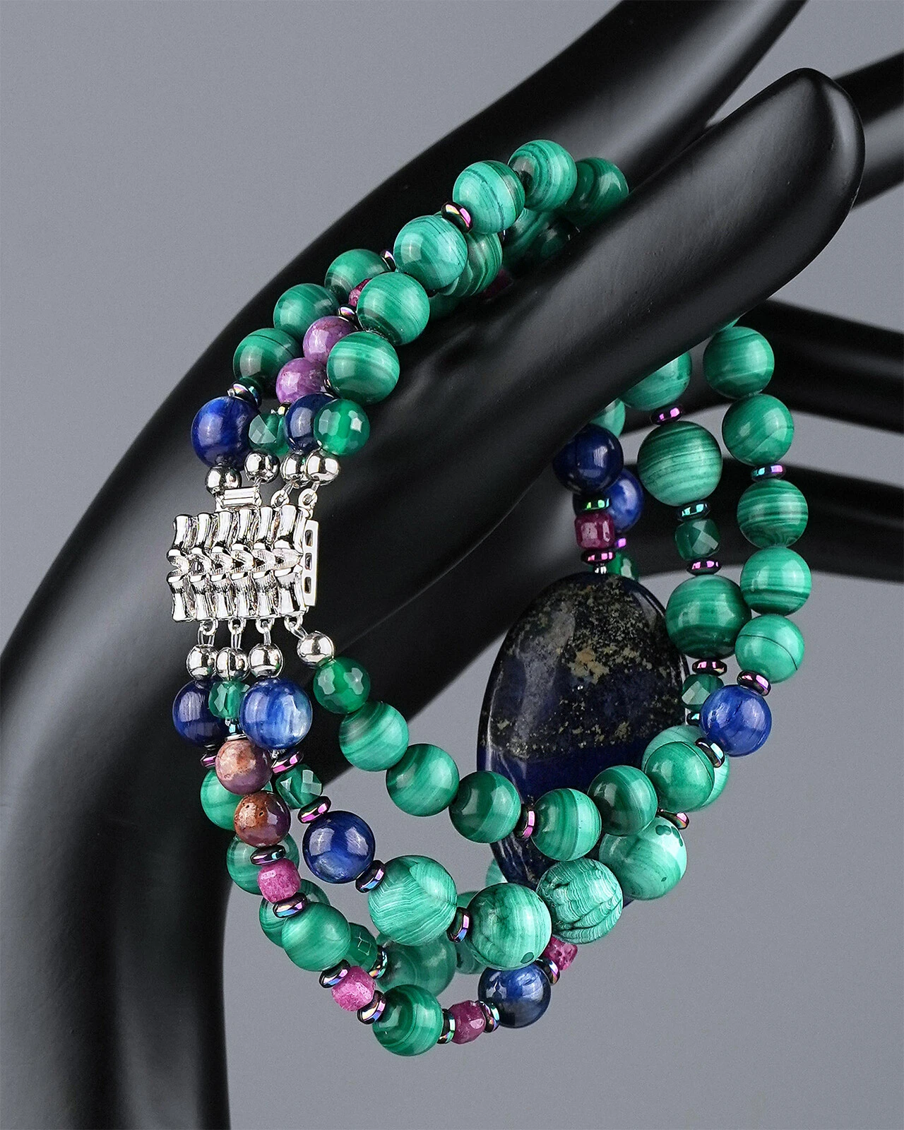 Браслет малахит, фосфосидерит зеленого цвета - 48 000 Браслет малахит, фосфосидерит - мастерская Надежды Бойко