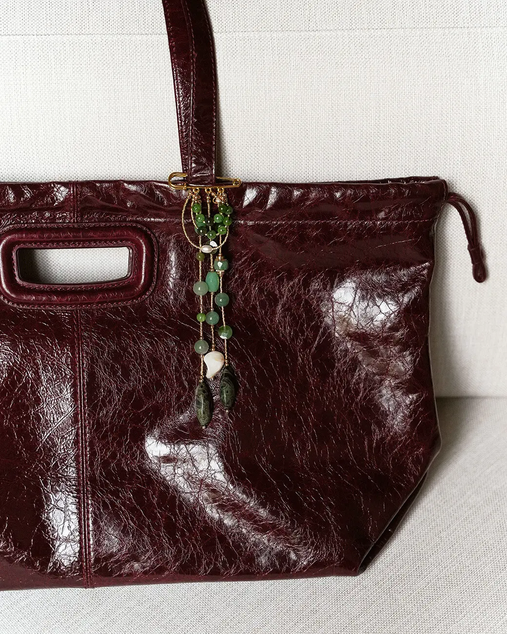 Ожеброшь из нефрита и авантюрина белого цвета - 21 000 Ожеброшь из нефрита и авантюрина - мастерская Надежды Бойко