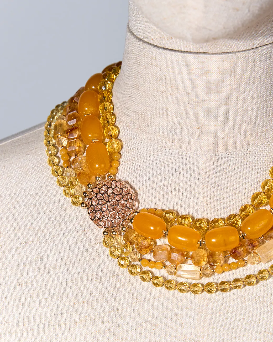 Колье цитрин, жадеит оранжевого цвета - 58 000 Колье цитрин, жадеит - мастерская Надежды Бойко