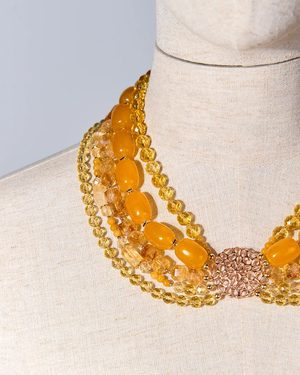 Колье цитрин, жадеит оранжевого цвета - 58 000 Колье цитрин, жадеит - мастерская Надежды Бойко