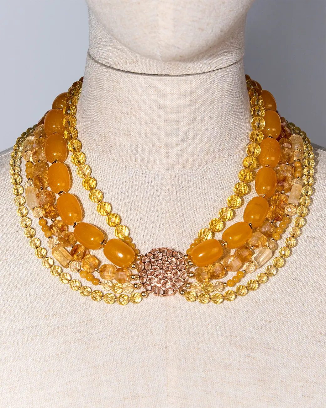 Колье цитрин, жадеит желтого цвета - 58 000 Колье цитрин, жадеит - мастерская Надежды Бойко