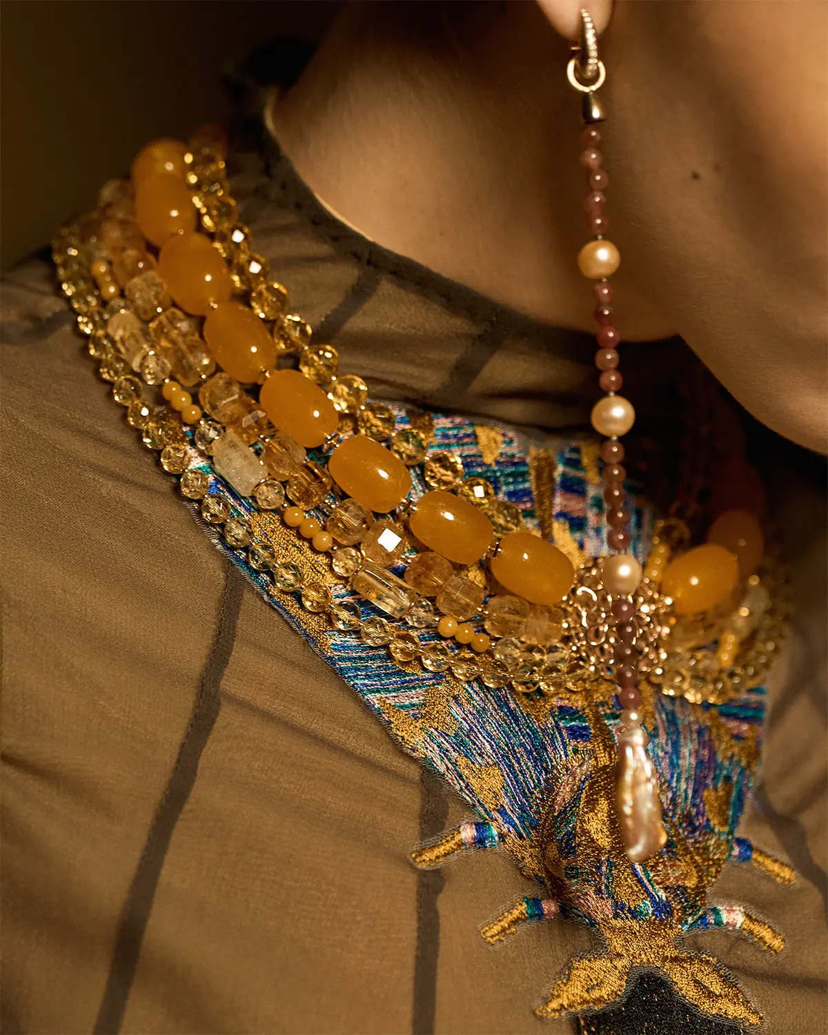 Колье цитрин, жадеит оранжевого цвета - 58 000 Колье цитрин, жадеит - мастерская Надежды Бойко