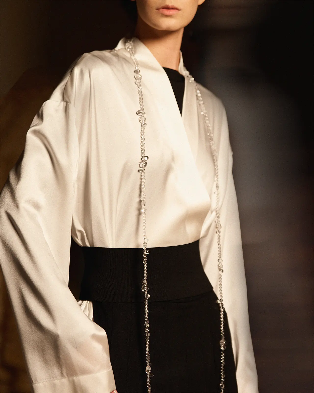 Аркан горный хрусталь прозрачного цвета - 178 000 Аркан горный хрусталь - мастерская Надежды Бойко