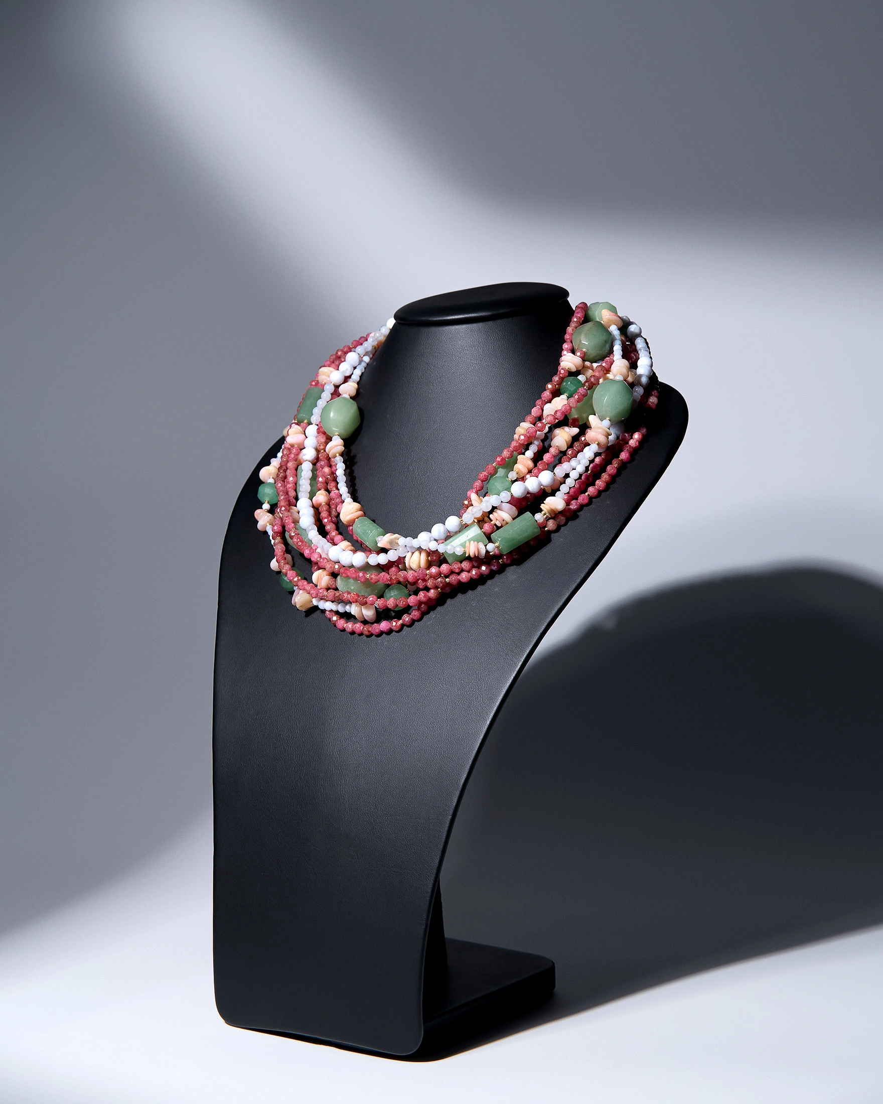 Бусы сапфирин, родохрозит зеленого цвета - 72 000 Бусы сапфирин, родохрозит - мастерская Надежды Бойко