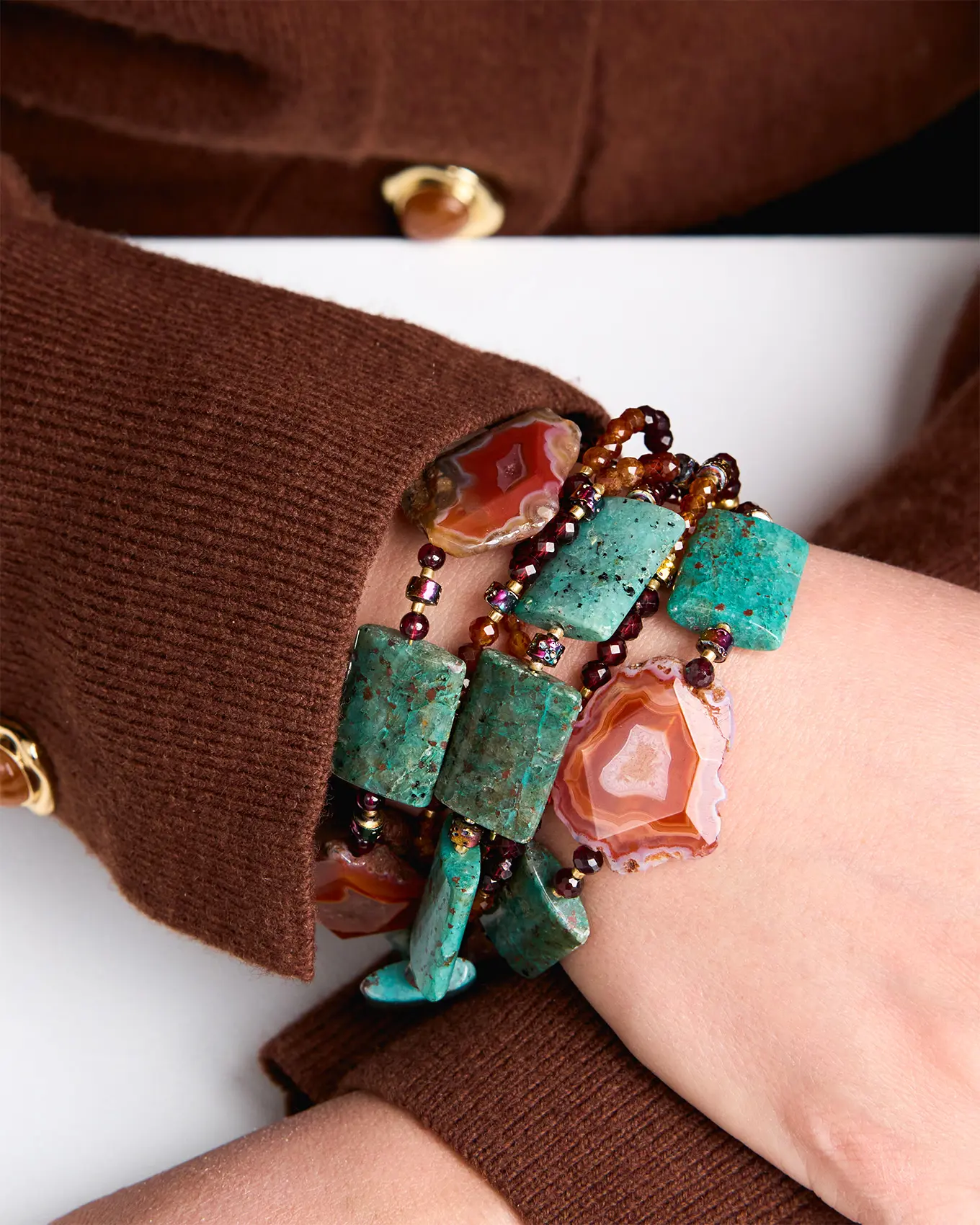 Комплект из сердолика и яшмы голубы цвета Оранжевый гранат - 111 220 Комплект из сердолика и яшмы - мастерская Надежды Бойко