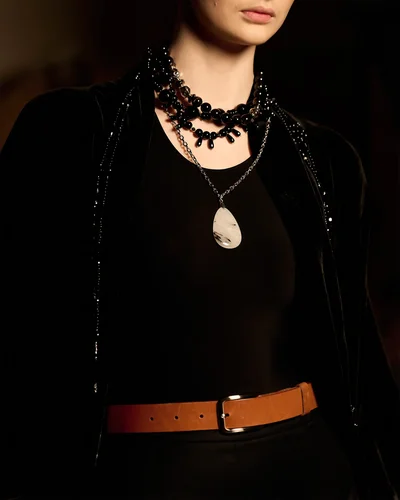 Бусы из черного агата и гагата - мастерская Надежды Бойко