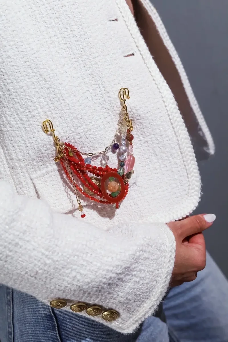 Ожеброшь из коралла и жемчуга - мастерская Надежды Бойко