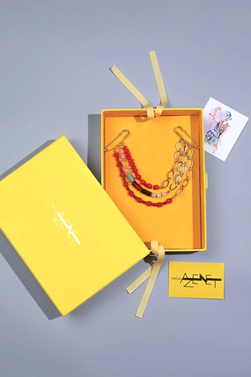 Ожеброшь из коралла, кварца и агата - мастерская Надежды Бойко