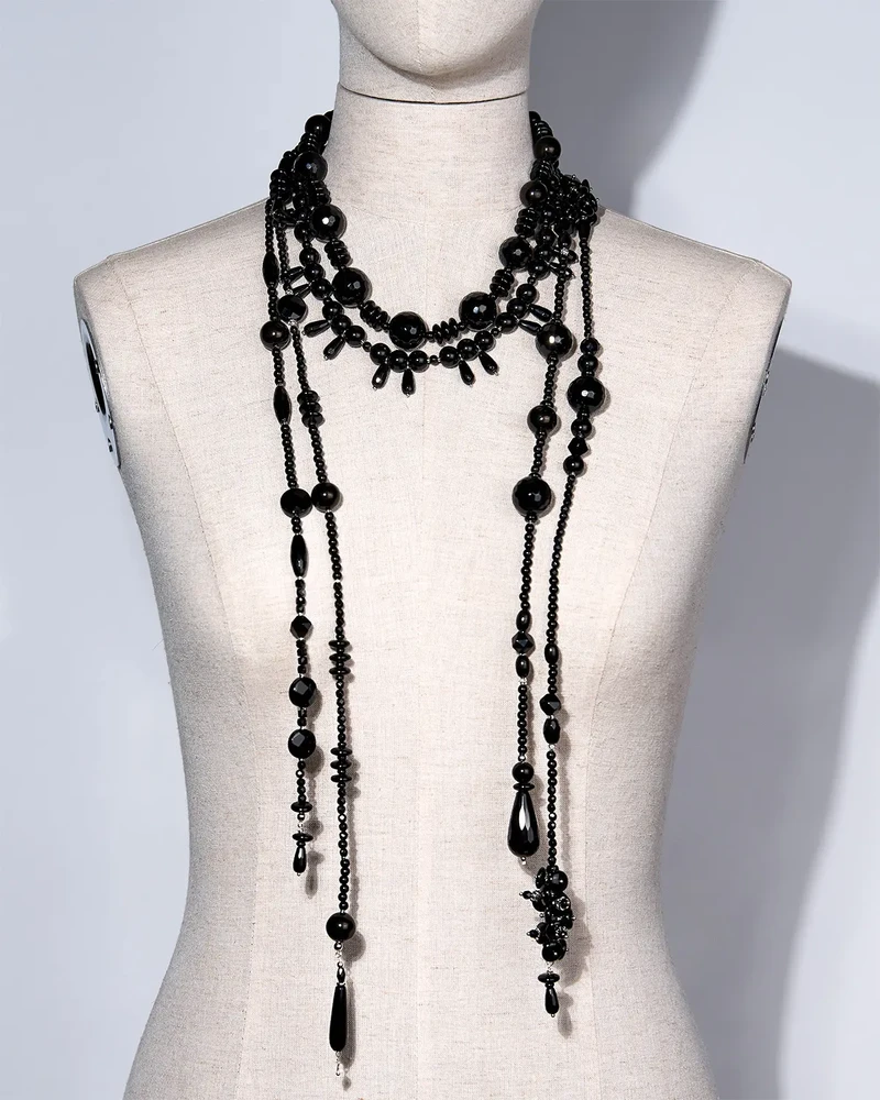 Бусы из черного агата и гагата - мастерская Надежды Бойко